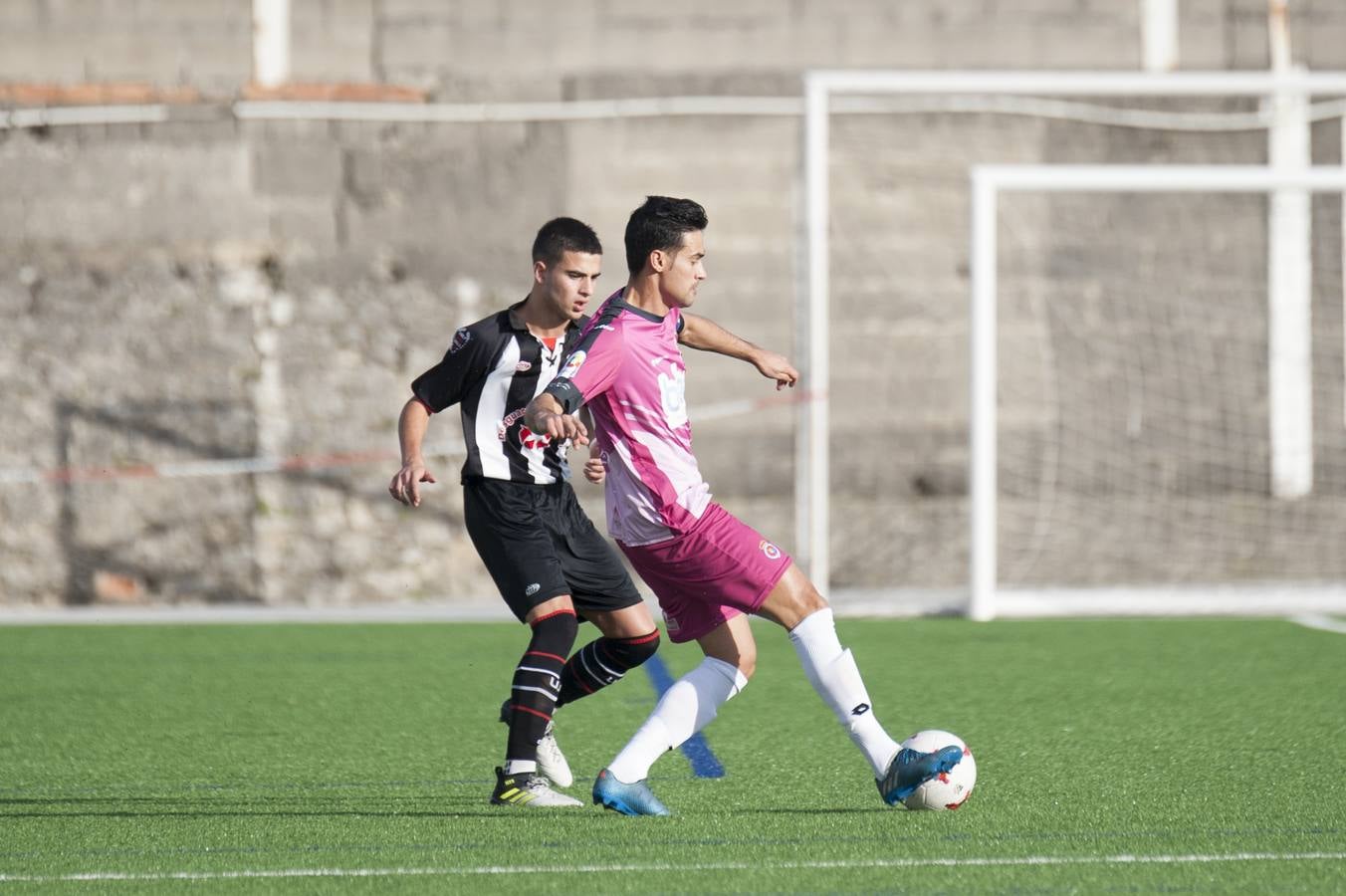 Imágenes del partido Escobedo-Gimnástica de Torrelavega