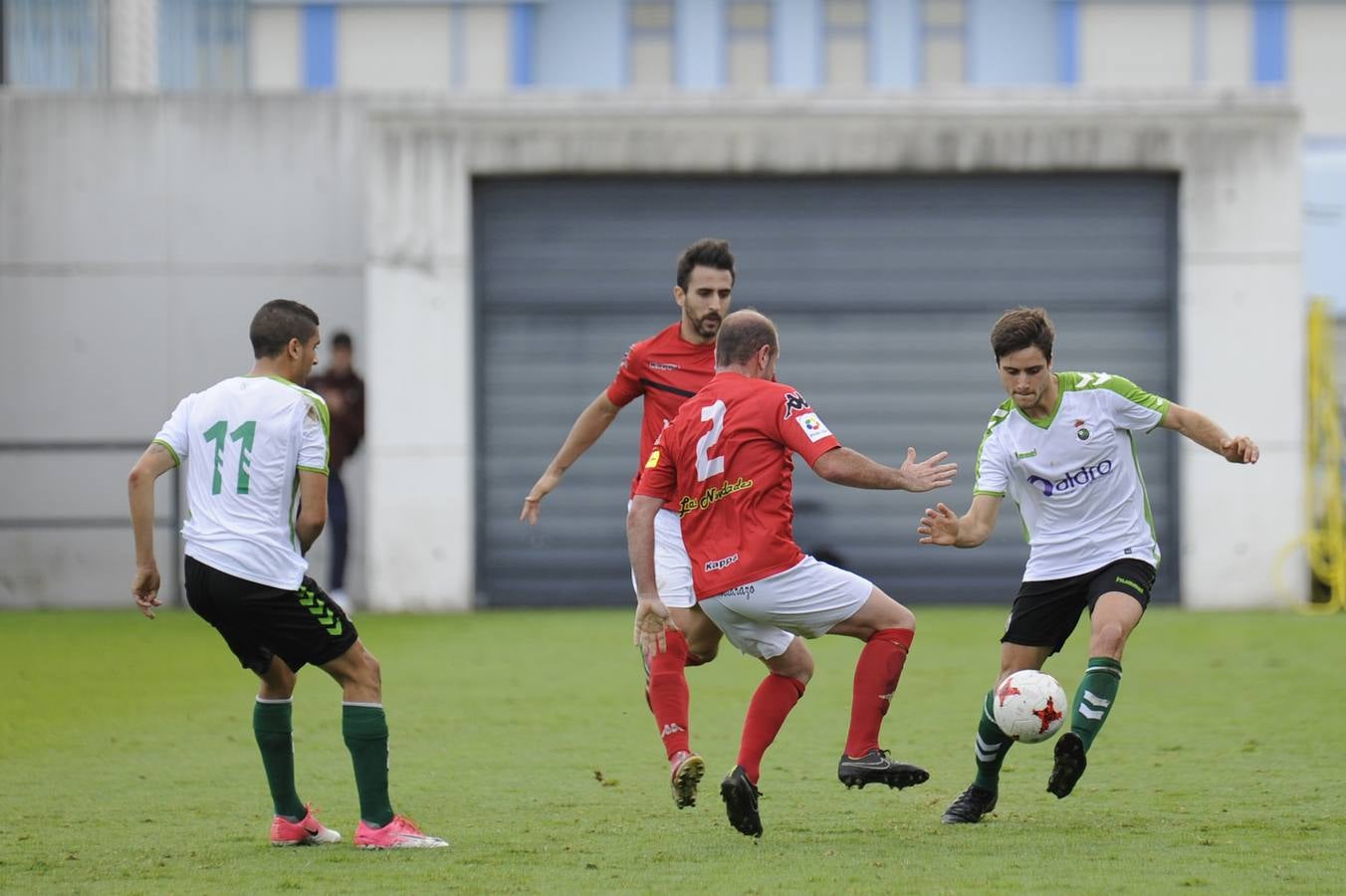 Imágenes del partido Racing B-Laredo