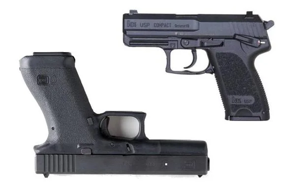 Modelos de pistolas que podrían comprarse con los 61.000 euros: Glock (a la izquierda, conocida como 'pistola de plástico') o HK Compact (derecha, el arma reglamentaria de la Policía Nacional y que usan también unidades de investigación de la Guardia Civil).