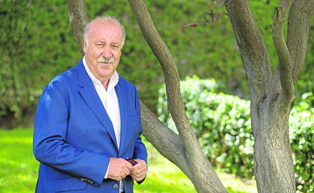 Vicente del Bosque recibe el próximo sábado en Potes el título de Orujero Mayor 2017. 