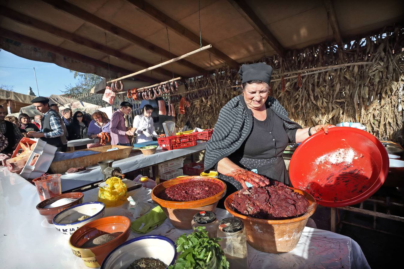 La XIII Feria de la Alubia y la Hortaliza quiere demostrar que esta legumbre se puede cocinar tanto en salado como en dulce