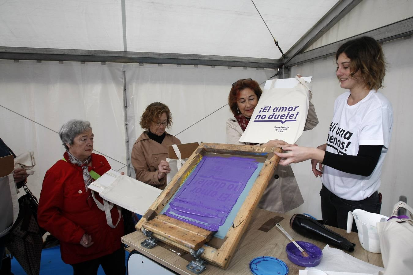 Torrelavega. Imprimación de camisetas