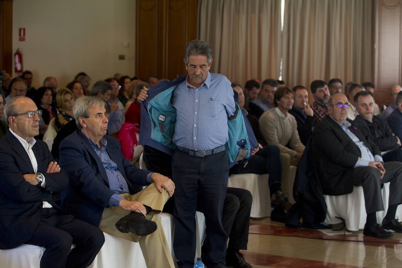 Asamblea de dirigentes del PRC, celebrada en el Balneario de Puente Viesgo