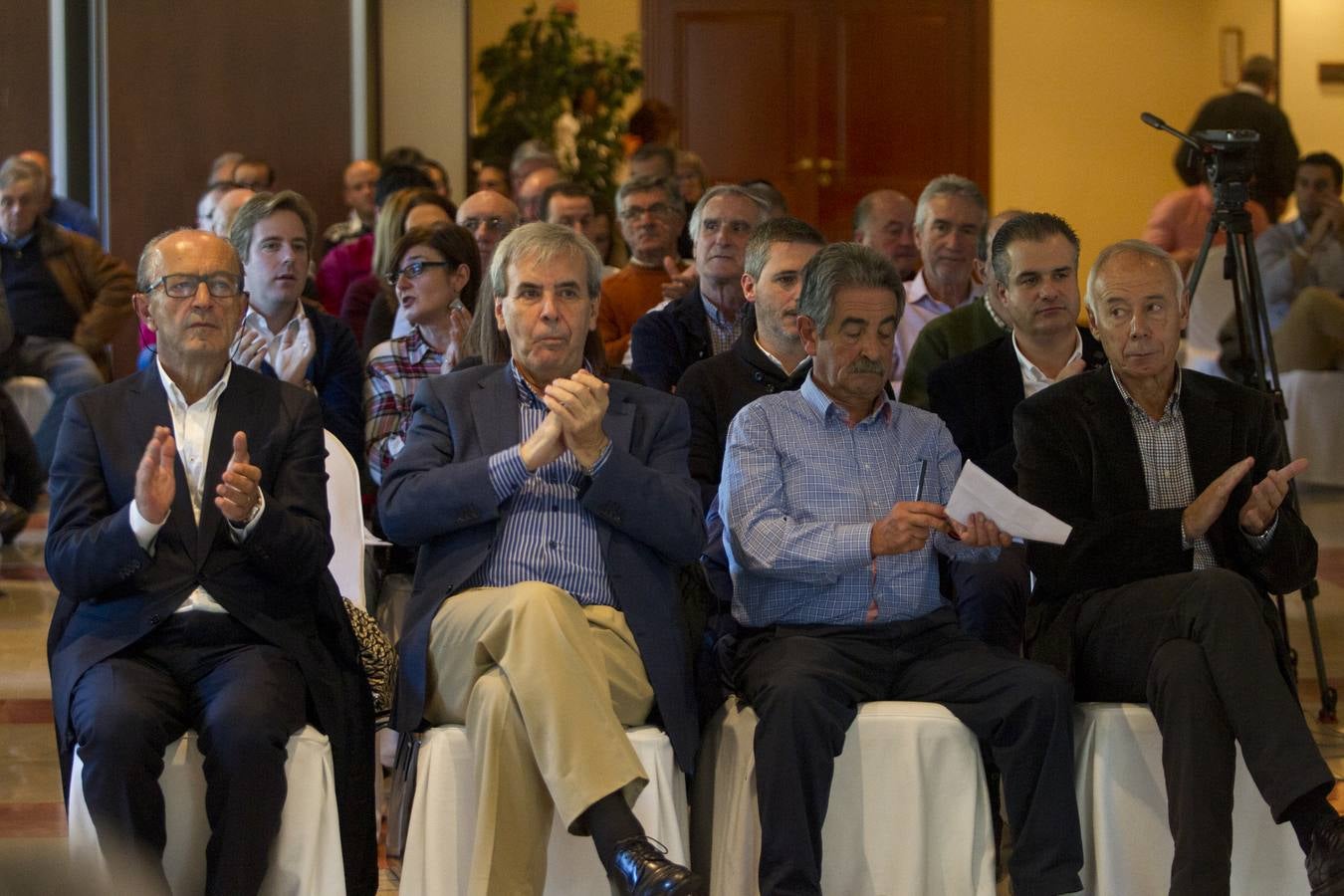 Asamblea de dirigentes del PRC, celebrada en el Balneario de Puente Viesgo