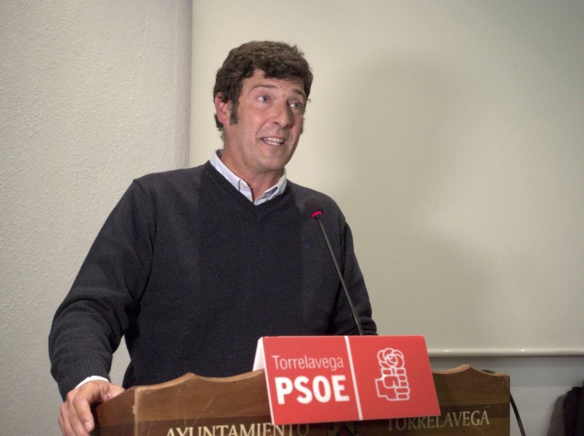 El militante Bernardo Bustillo se convirtió en el nuevo secretario general de la Agrupación Socialista de Torrelavega, la segunda de Cantabria por número de militantes (279)