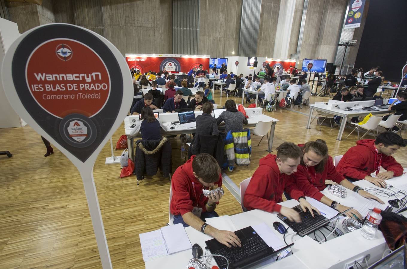 El secretario de Estado para la Sociedad de la Información y Agenda Digital, José María Lassalle, ha asistido a la inauguración de Cybercamp 2017, que se celebra hasta el domingo en Santander, 