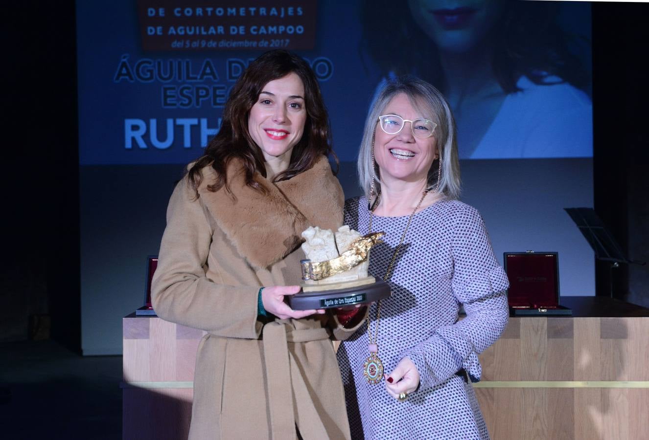 La actriz Ruth Díaz recibe el Águila de Oro Especial del festival.