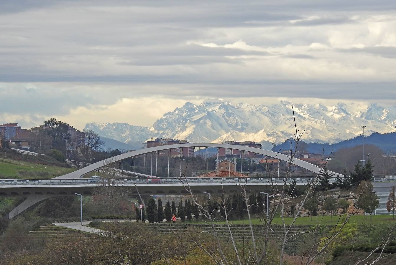 El otoño transforma la imagen de Santander y su bahía, que brillan con luz propia en esta época del año.