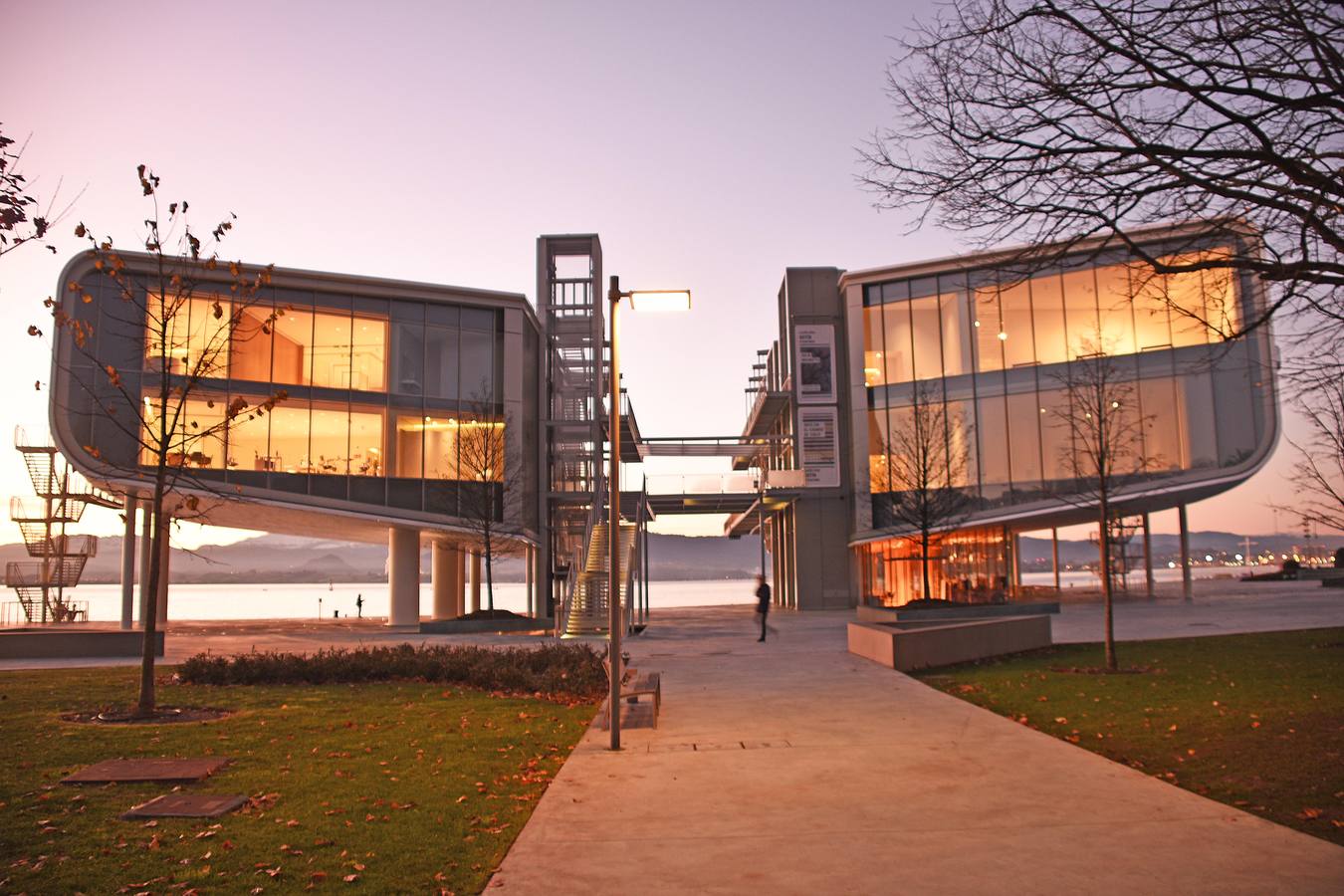 El otoño transforma la imagen de Santander y su bahía, que brillan con luz propia en esta época del año.