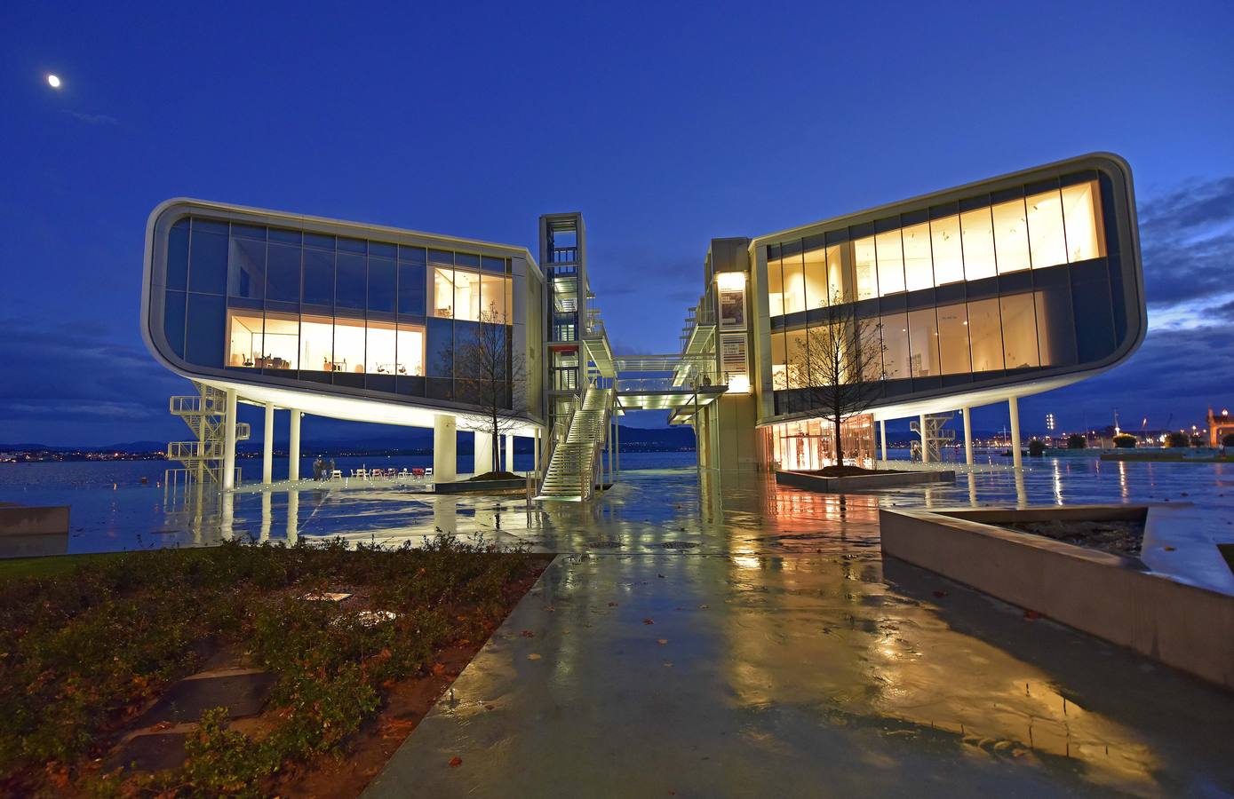El otoño transforma la imagen de Santander y su bahía, que brillan con luz propia en esta época del año.