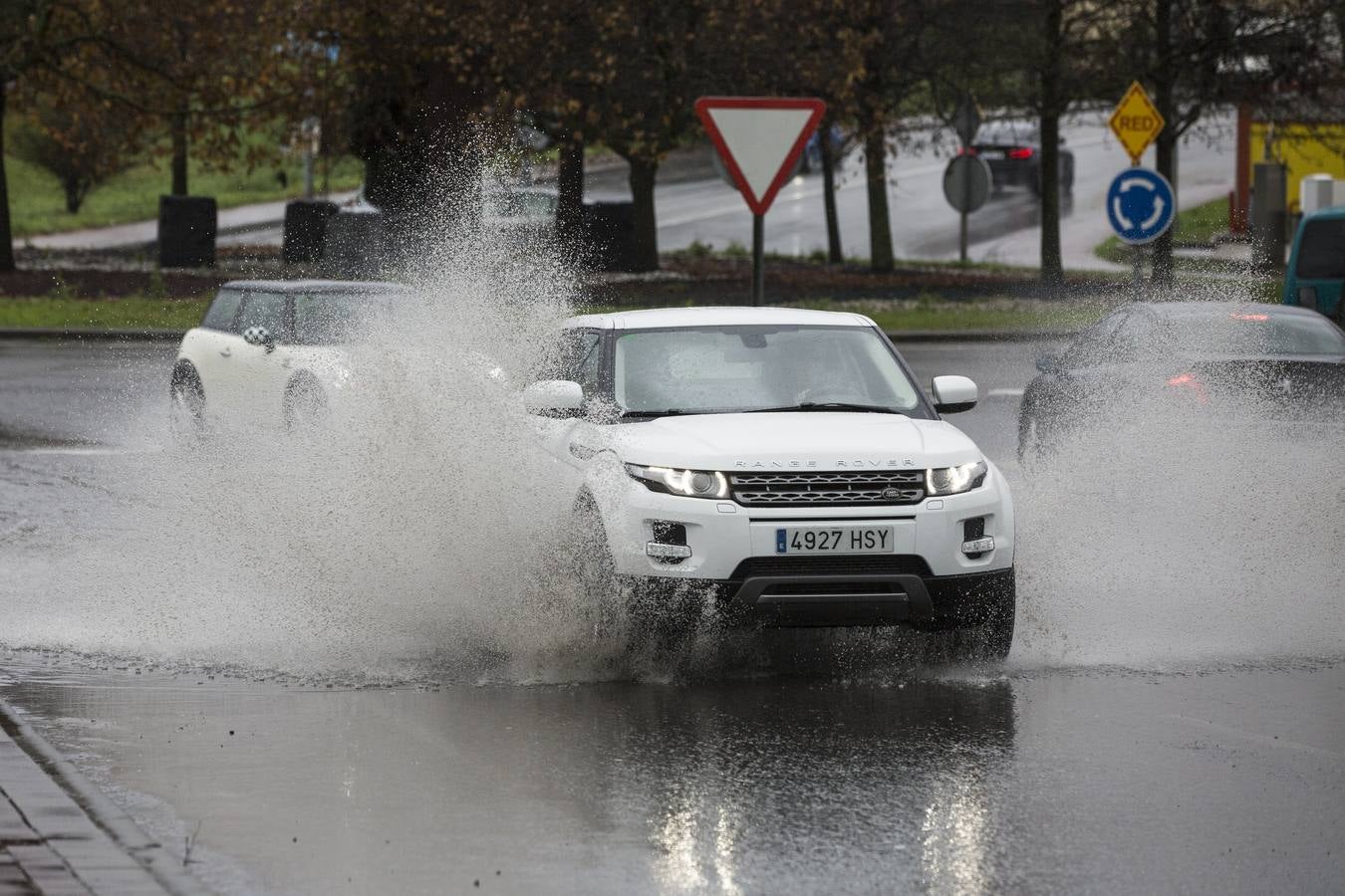 Santander continúa, este martes, a la cabeza de las ciudades españolas donde más ha llovido en lo que va de jornada, al sumar hasta las cuatro y media de la tarde 43.2 mm de precipitación acumulada.