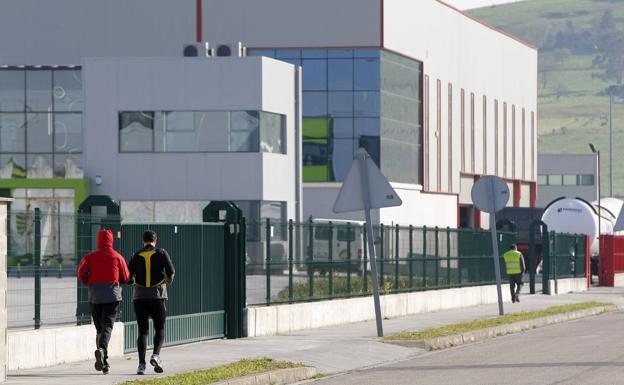 El polígono Tanos-Viérnoles contará con la primera cafetería-restaurante