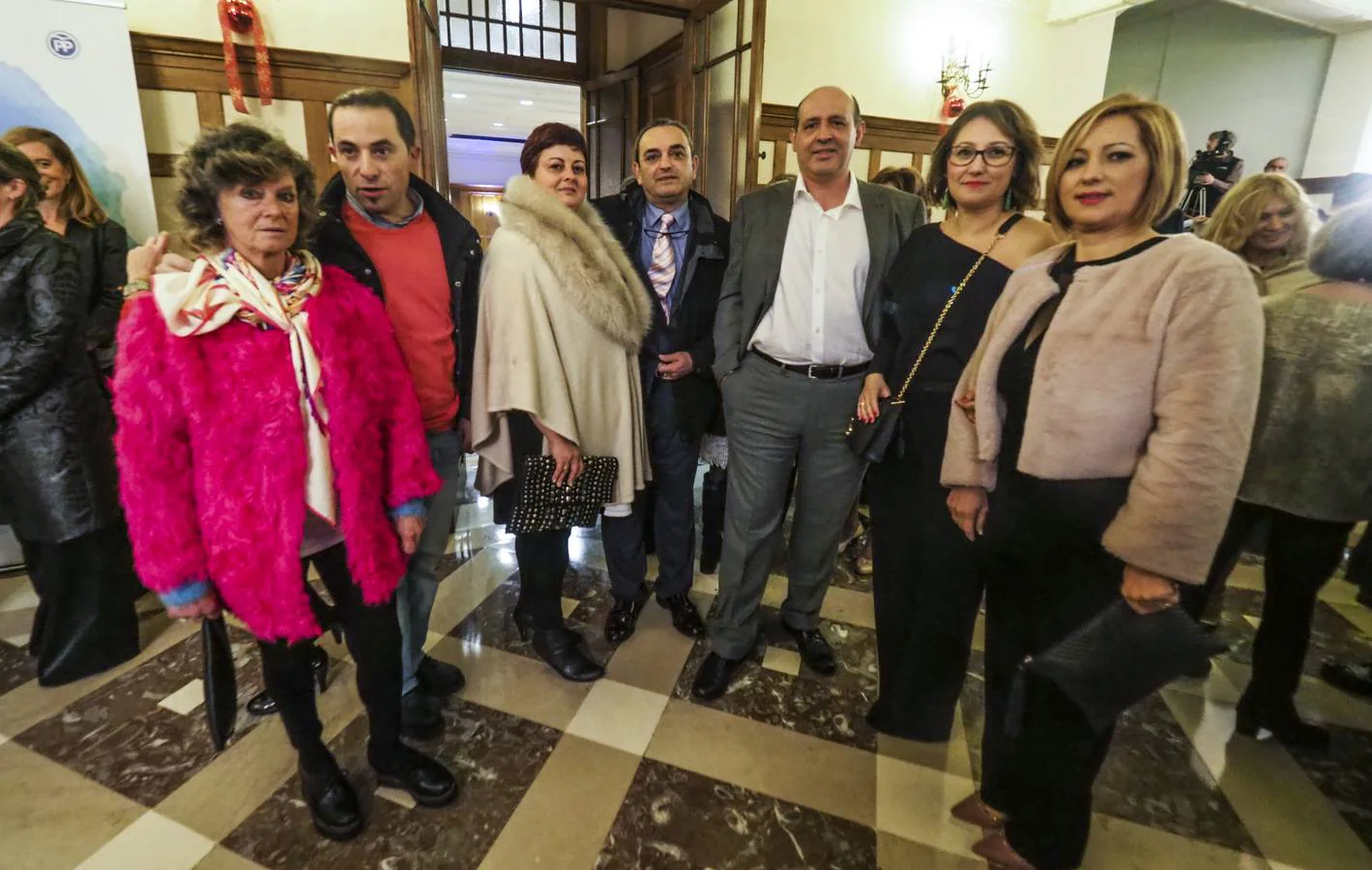 Carlota Salcines, Roberto García, Elena Cayón, Mario Avilés, Luis Villoslada, Jesusa Sánchez, Almudena Gutiérrez