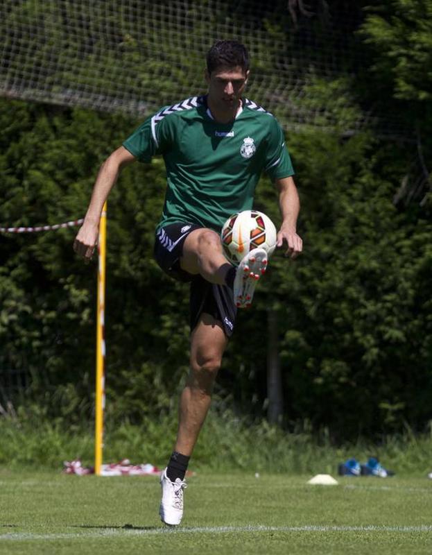 Juanjo espera mejorar su eficacia en al segunda vuelta de la Liga..