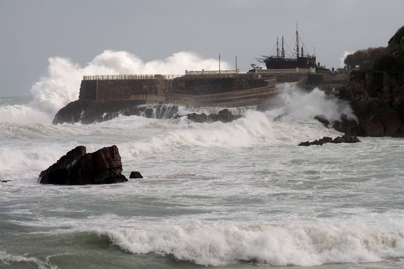 Un reguero de incidencias por el temporal de viento &#039;Bruno&#039; en Cantabria