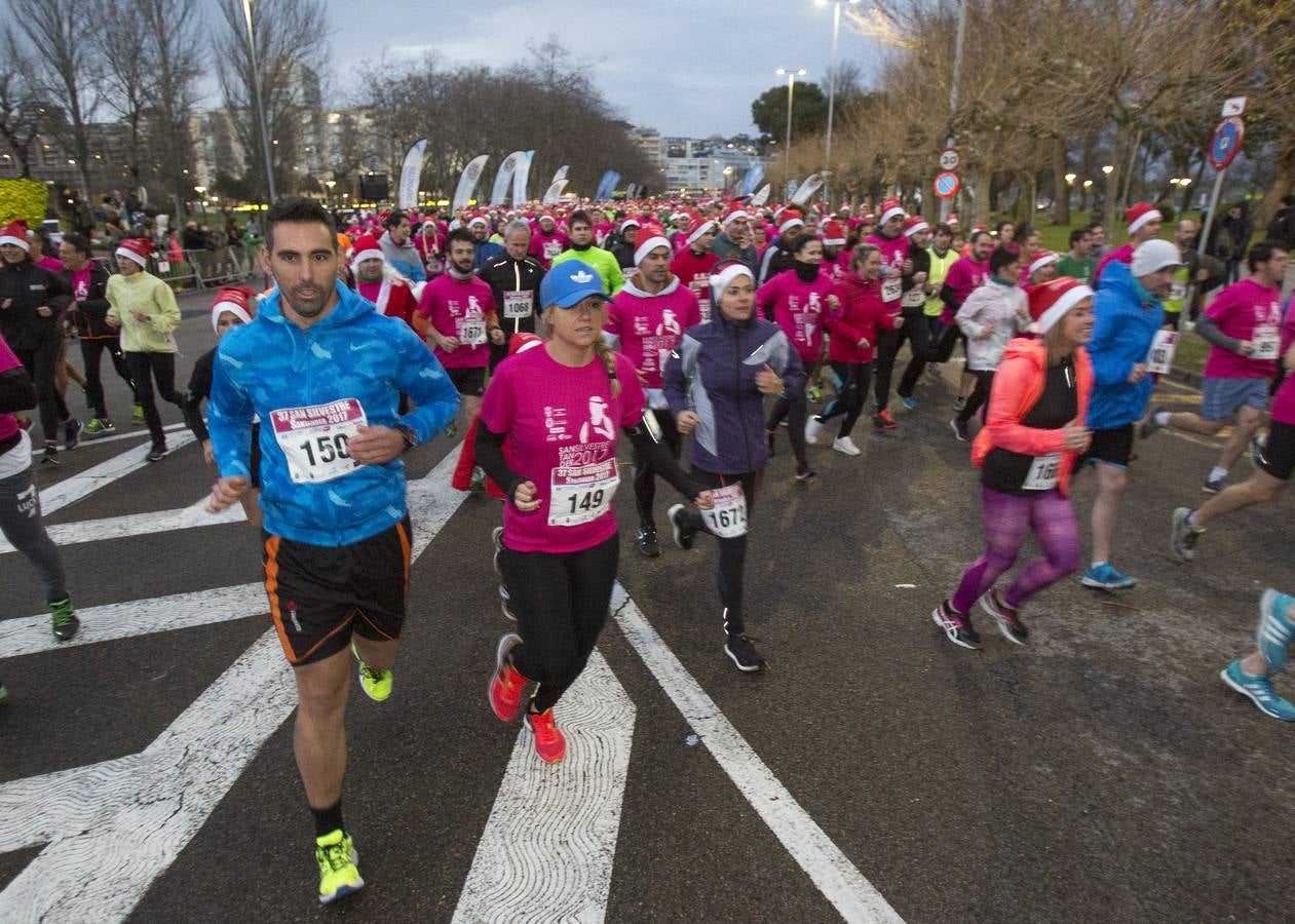 Unos 5.000 atletas se dan cita en una San Silvestre santanderina marcada por el fuerte viento. Diego Cuadrado y Aroa Laguna se imponen en una edición “dura” por las condiciones climatológicas