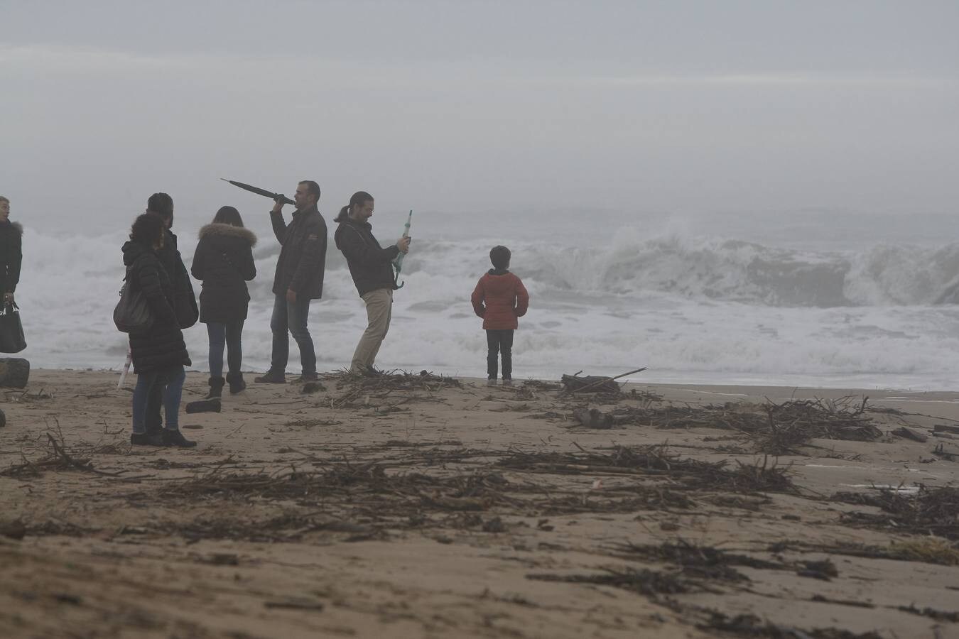 Fuertes olas en Suances