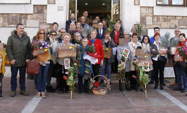 Torrelavega premia a los mejores jardines en terrazas y balcones