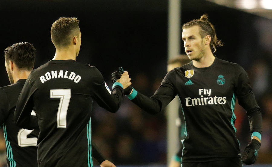 El Real Madrid empató ante el Celta en Balaídos, 2-2, en la jornada 18 de Liga. El cuadro vigués se adelantó con Wass y Bale remontó para los blancos. Sin embargo, Maxi Gómez marcó la igualada en los instantes finales.