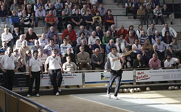 Santander recupera liga de invierno de bolos