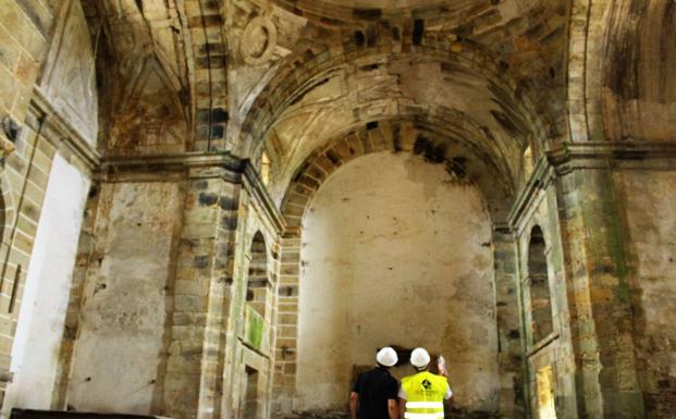 La capilla, de estilo herreriano, es una de las joyas arquitectónicas del inmueble del XVII. 