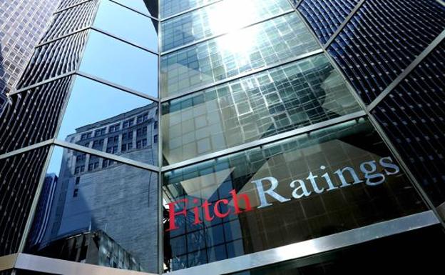 Fitch eleva la nota de España al mejor nivel desde el rescate a pesar de la crisis catalana