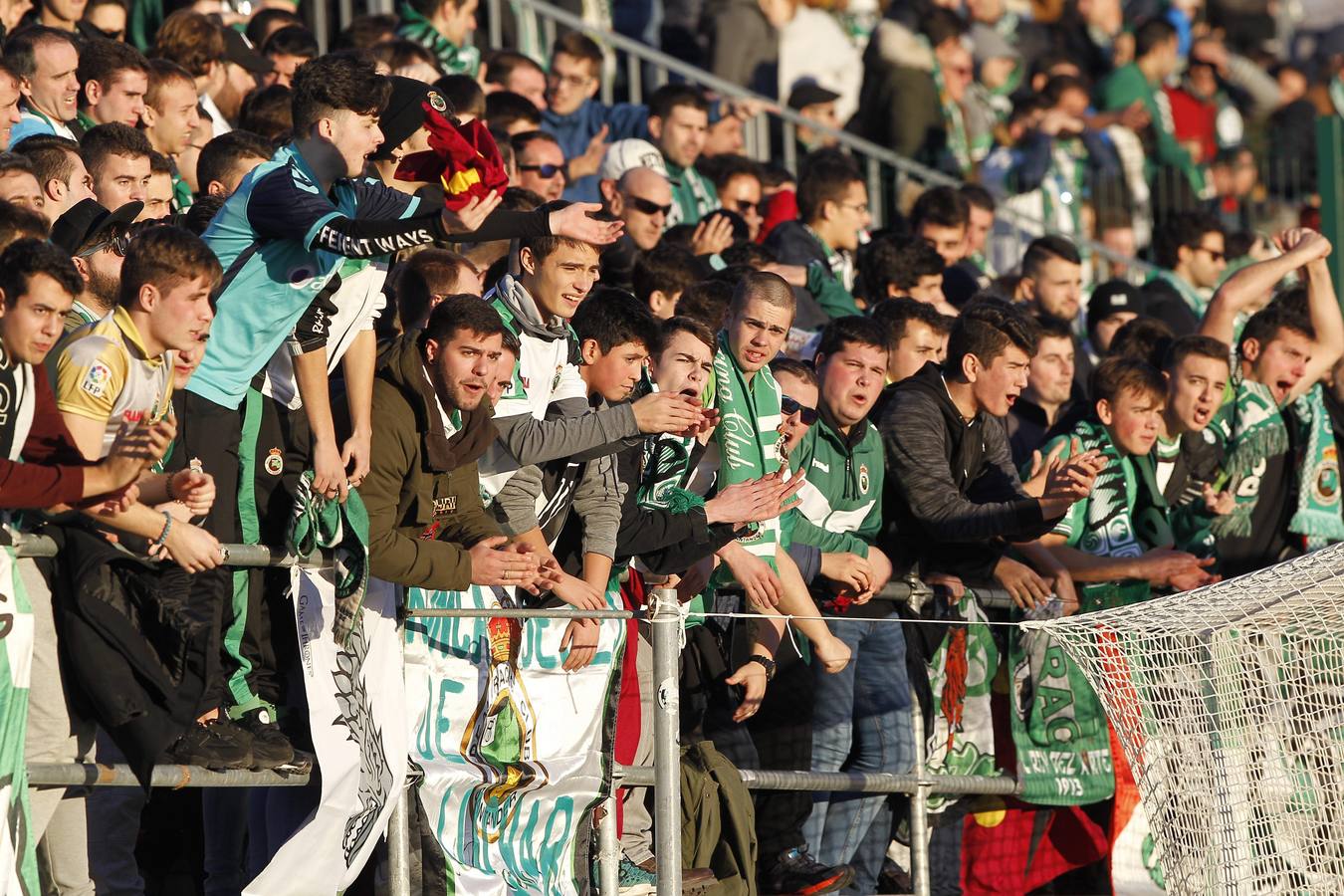 Las mejores fotos del partido del Racing en Miranda de Ebro.