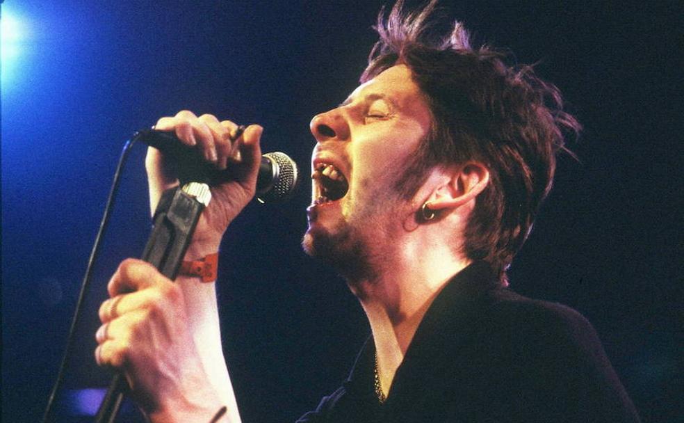 Shane MacGowan, cantante de The Pogues, en 1995.