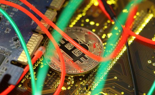 La banca prohíbe la compra de 'bitcoin' por temor a impagos