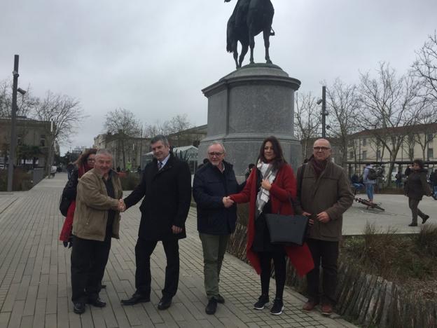 Las dos delegaciones municipales en Venansault.