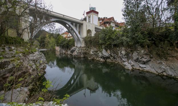 El Gran Hotel Balneario de Puente Viesgo acoge el sábado el casting para buscar actores y actrices. 