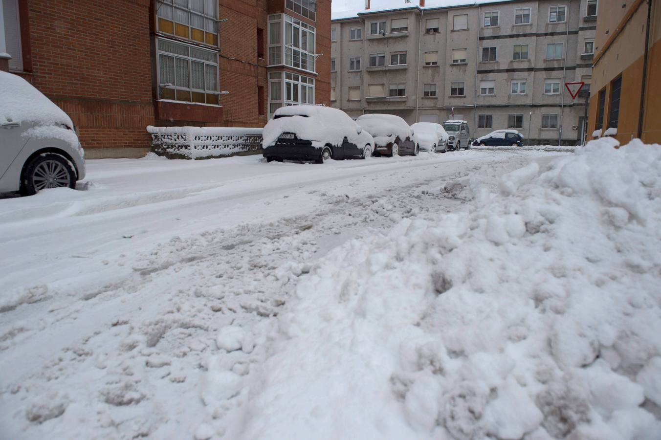 Las imágenes que está dejando el temporal polar en Cantabria