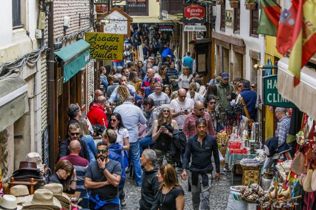 El año pasado el turismo ha tenido unos resultados muy positivos en Cantabria, ayudando al crecimiento económico.