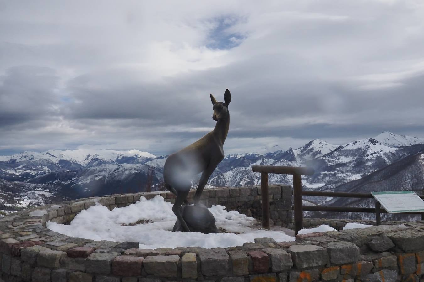 Un paseo por San Glorio bajo la nieve