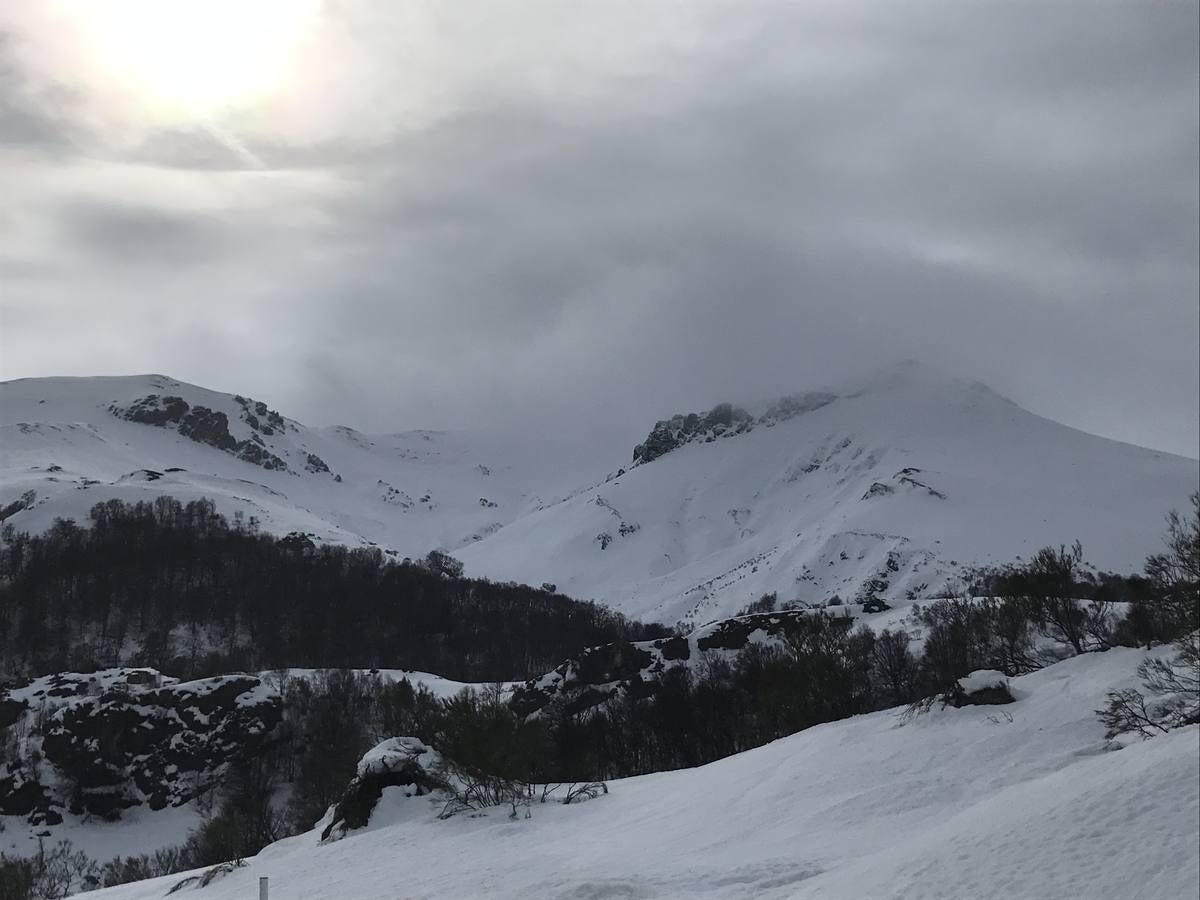 Un paseo por San Glorio bajo la nieve