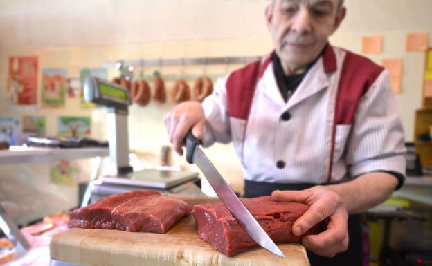 Preparando el corte.