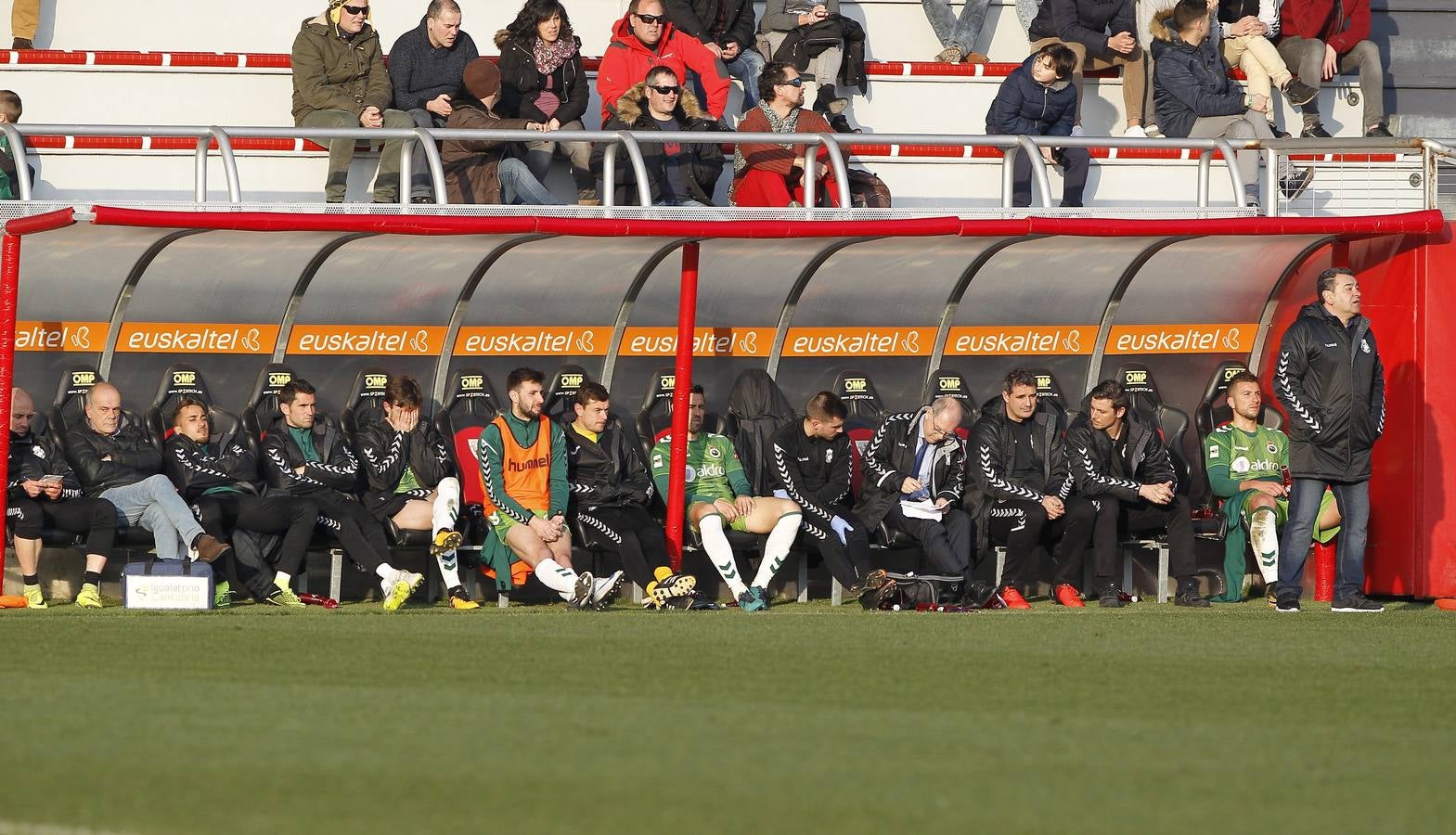 El Racing ha caído ante el Athletic B por 3 goles a 0 en un pobre partido disputado en Lezama