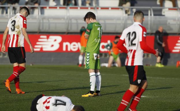 Quique Rivero se lamenta de una ocasión perdida en Lezama.