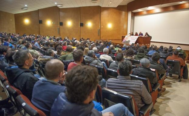 Los sindicatos llaman a «toda la sociedad» de Cantabria a la huelga feminista del 8M