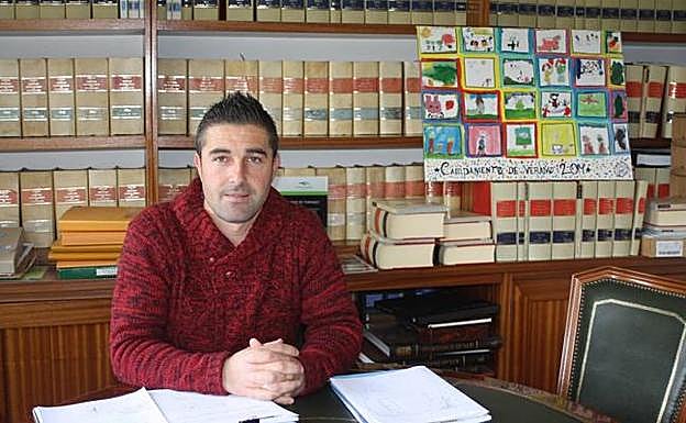 Víctor Manuel Concha Pérez, alcalde de Santiurde de Toranzo.