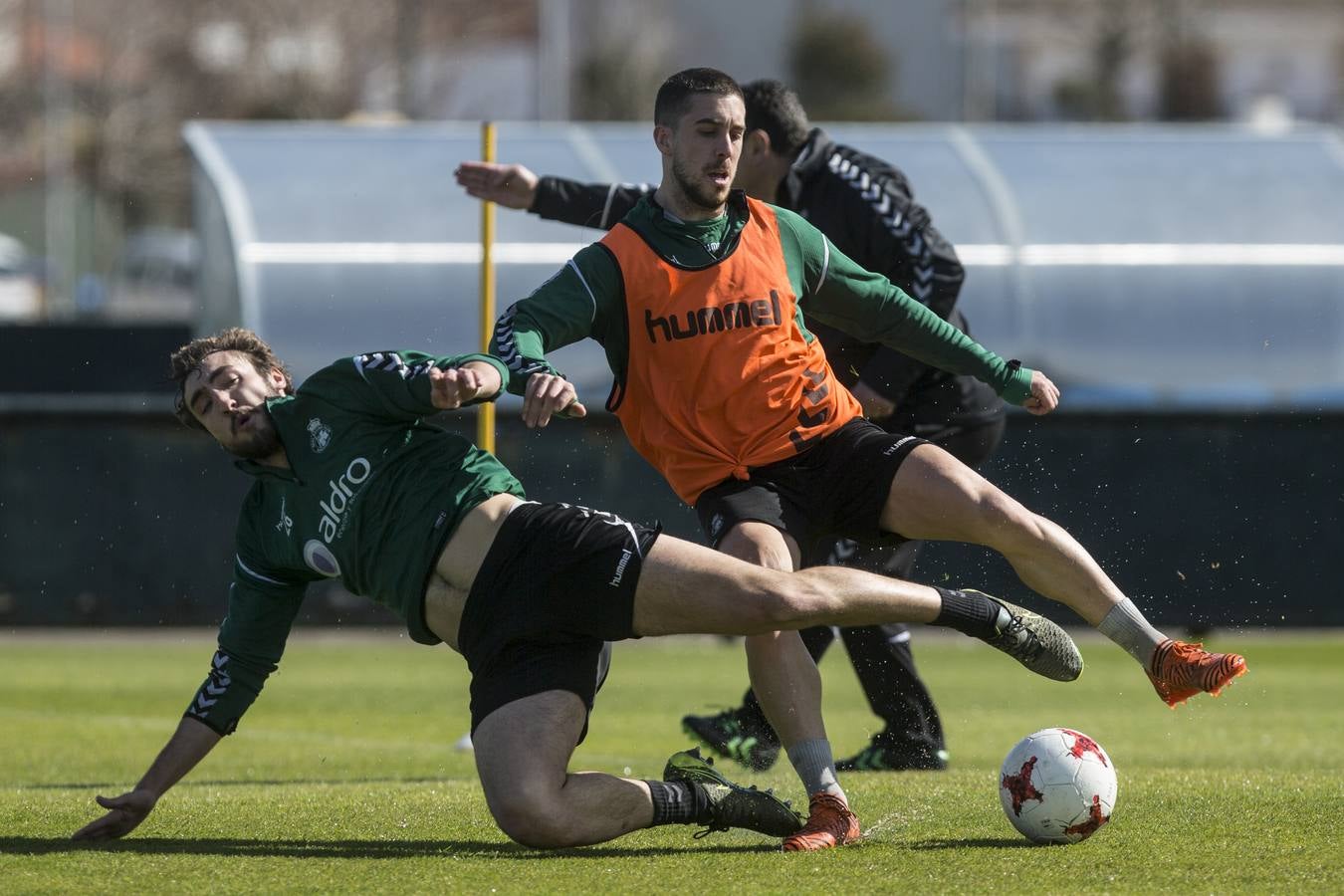 Fotos: Entrenamiento del Racing para preparar su visita a Barakaldo