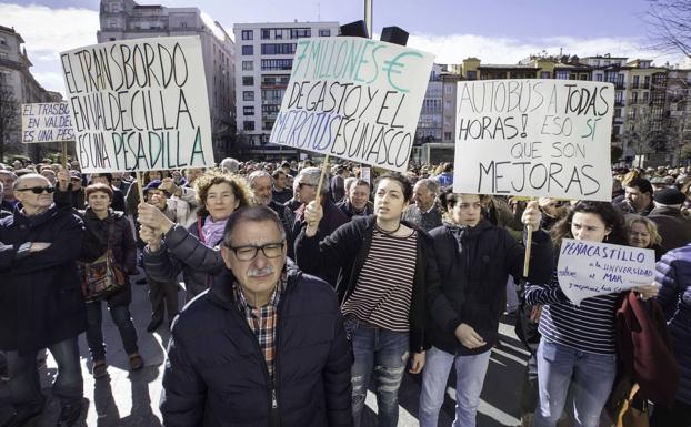 Arrancan los primeros cambios en el MetroTUS con la cacerolada del viernes como telón de fondo