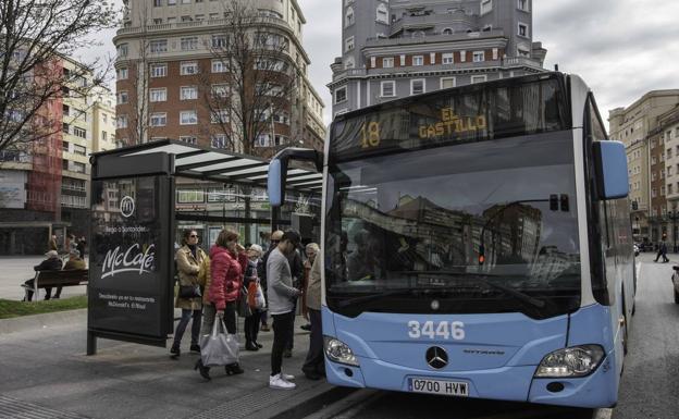 Los usuarios del MetroTus opinan de los cambios en las líneas