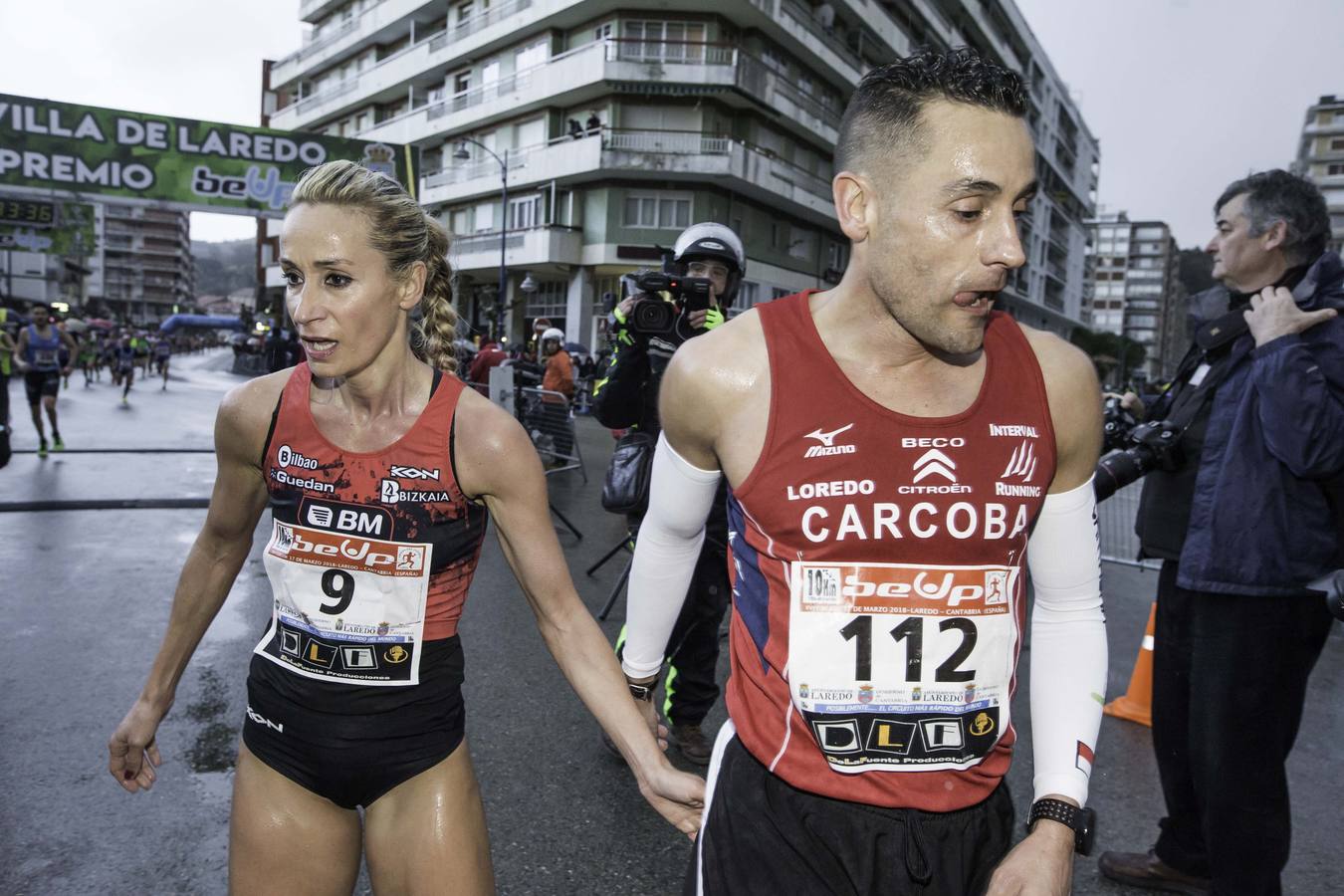 Fotos: Toni Abadía bate en Laredo el récord de España de 10 km en ruta