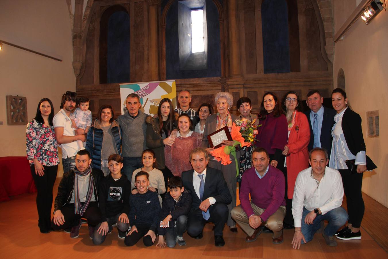 Iris Ruiz y Marisa Díaz reciben la distinción promovoida por la Mancomunidad en un acto celebrado en el Centro de Estudios Lebaniegos