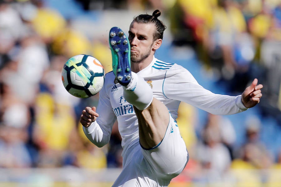 Con la mente puesta en el duelo europeo ante la Juventus y varias rotaciones, el Real Madrid superó a Las Palmas con dos tantos de Gareth Bale y uno de Karim Benzema.