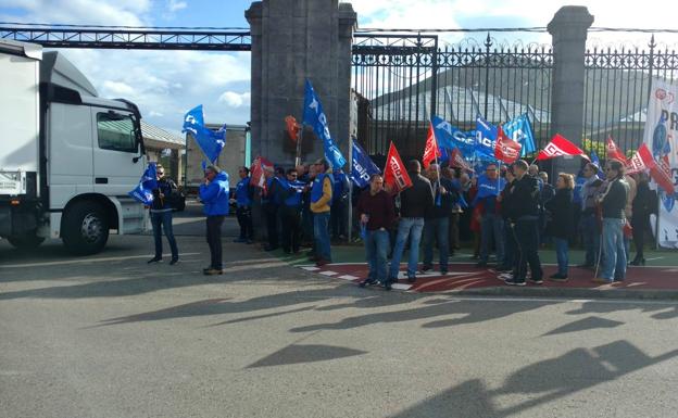 Sonora protesta de los funcionarios de prisiones a las puertas de El Dueso