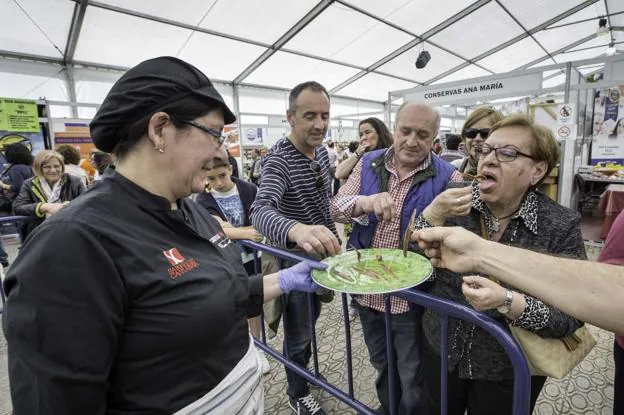 Los distintos conserveros darán a conocer y venderán su marca de anchoas durante las cinco jornadas que durará este evento. 