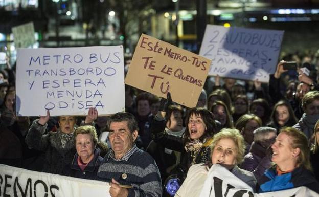 La línea 9 del TUS que pasa por Cueto y Monte se desdoblará desde el martes