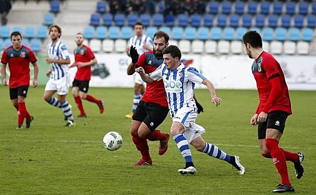 La Gimnástica mantiene la incógnita de sus delanteros